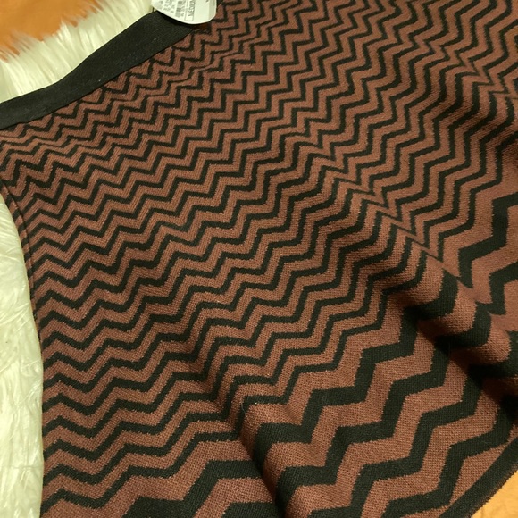 Romeo & Juliet Couture Dresses & Skirts - NWT ROMEO & JULIET COUTURE SKIRT SIZE MEDIUM